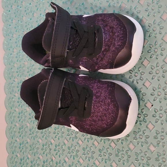 Reduced! Nike Free Run toddler sneakers 👟 - Picture 3 of 8